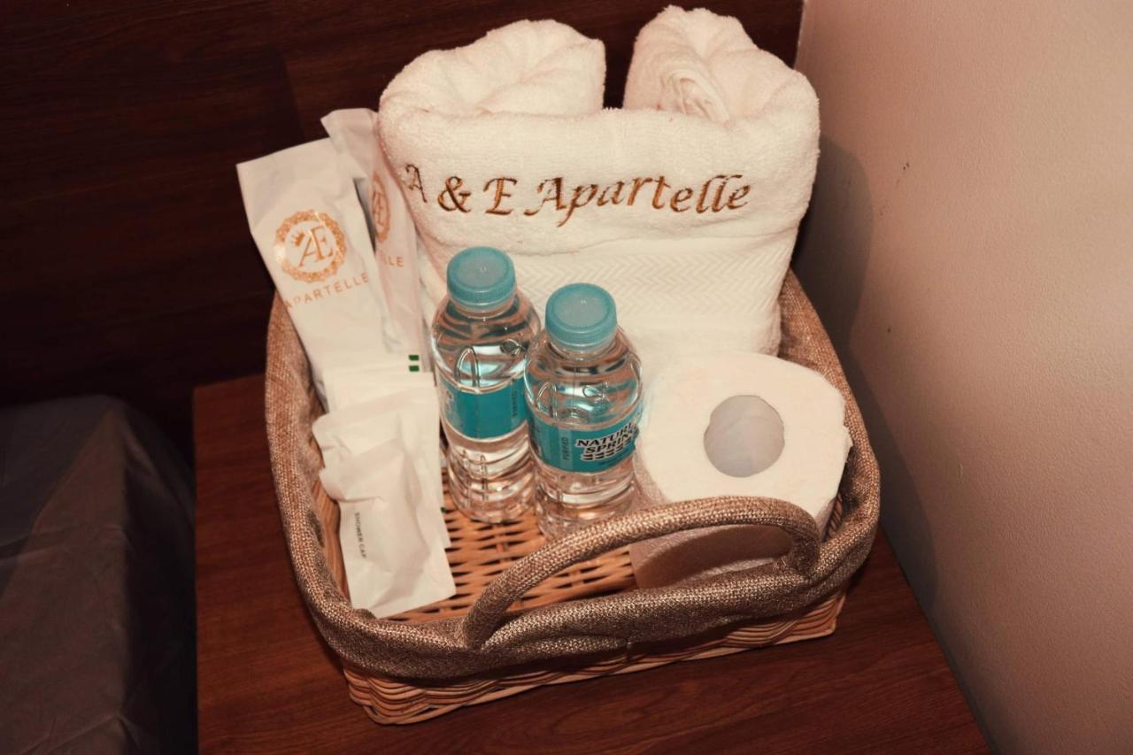 A&E Apartelle Bacolod Exteriör bild