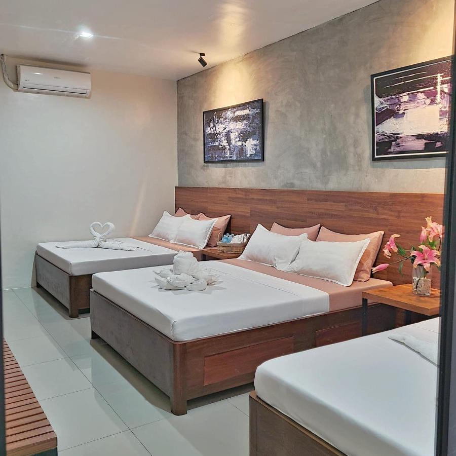 A&E Apartelle Bacolod Exteriör bild